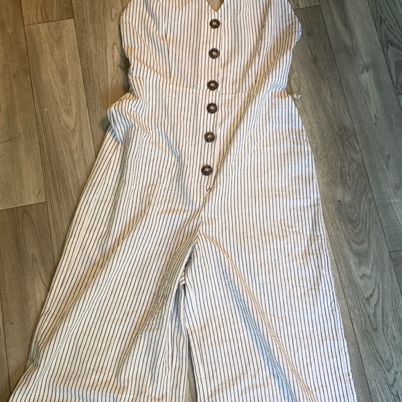 Romper - Picture 4 of 4